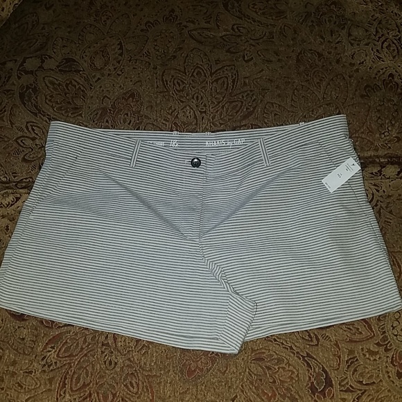 GAP Pants - GAP summer shorts